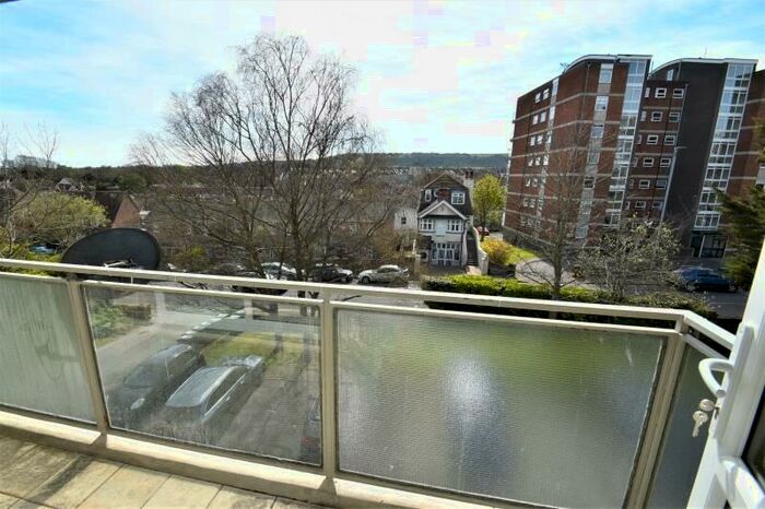 Studio To Rent In Upperton Road, Eastbourne, East Sussex, BN21