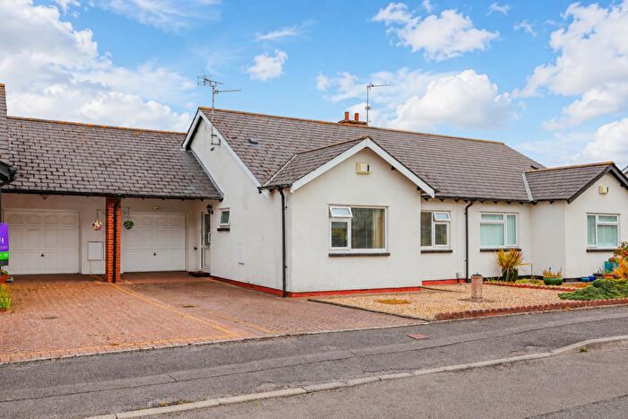 2 Bedroom Semi-Detached Bungalow For Sale In Westward Rise, Barry, CF62