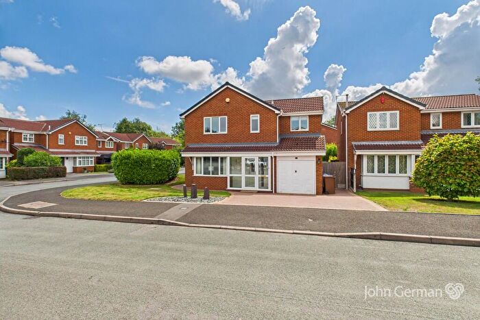 4 Bedroom Detached House For Sale In Bitham Court, Stretton, DE13