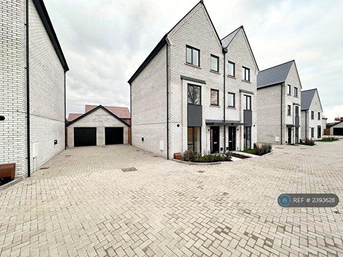 4 Bedroom Semi-Detached House To Rent In Grenadier Drive, Folkestone, CT20
