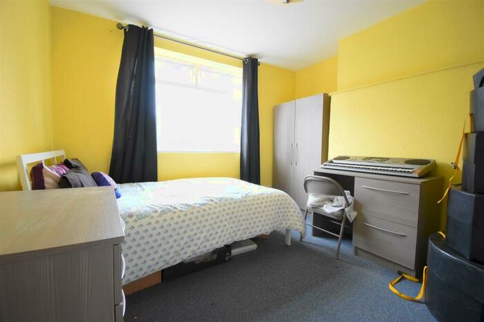 7 Bedroom Semi-Detached House To Rent In Gibbins Road, Selly Oak, B29