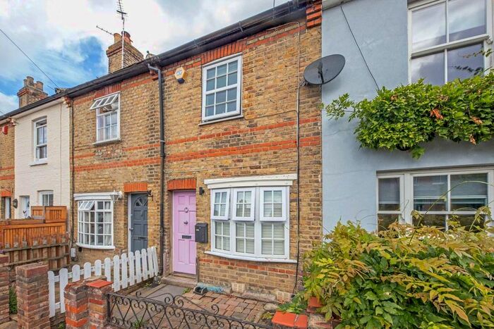 3 Bedroom Terraced House To Rent In Alexandra Road, Thames Ditton, KT7