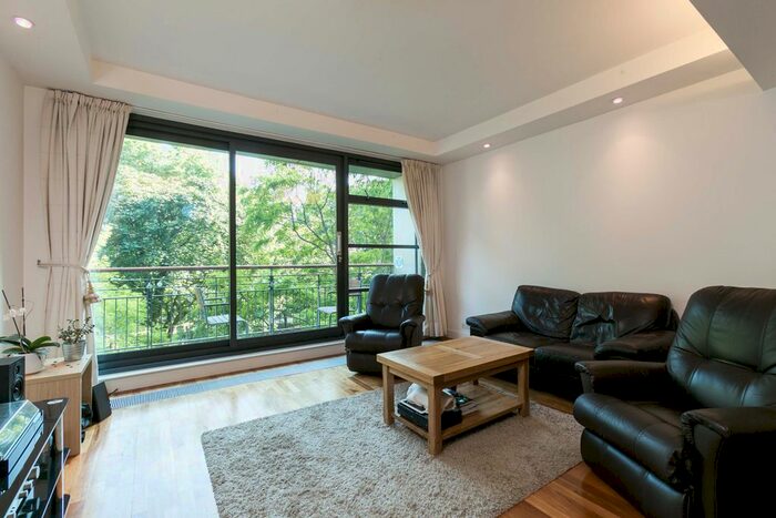 2 Bedroom Flat To Rent In City Road, London, EC1Y