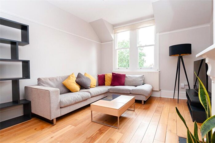 2 Bedroom Flat To Rent In Baalbec Road, Highbury, N5