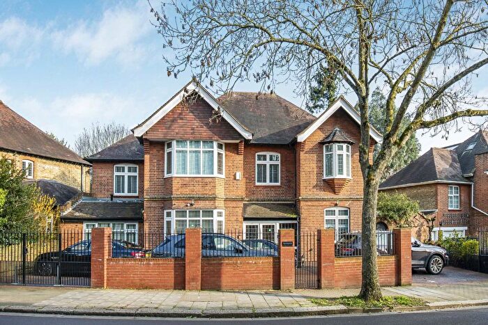 5 Bedroom Detached House To Rent In The Grove, Isleworth, TW7
