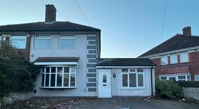 5 Bedroom Property To Rent In Holbeach Road, Kitts Green, Birmingham, B33