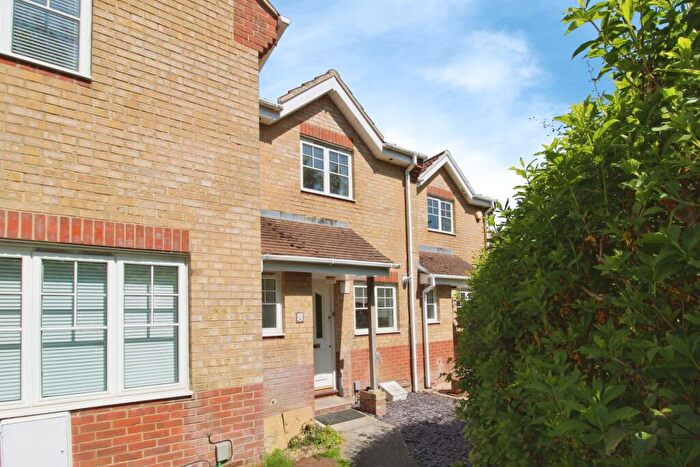 2 Bedroom Terraced House For Sale In Pope Close, Swindon, SN25