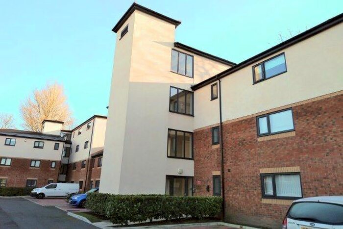 2 Bedroom Flat To Rent In Kensington Street, Manchester M45