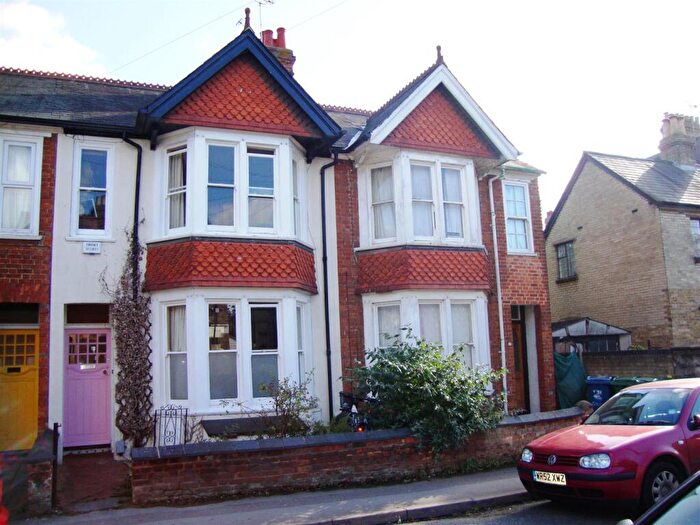 6 Bedroom House To Rent In Southfield Road Cowley Oxford Oxfordshire, OX4