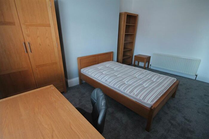 7 Bedroom Terraced House To Rent In Heaton Hall Road, Newcastle Upon Tyne, NE6