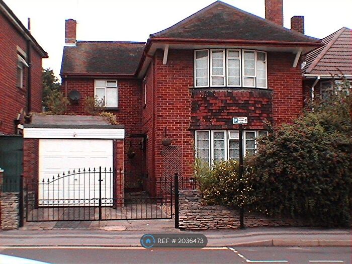 5 Bedroom Detached House To Rent In Padwell Road, Southampton, SO14