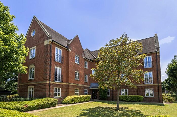 2 Bedroom Flat For Sale In Academy Fields Road, Masters Court, RM2