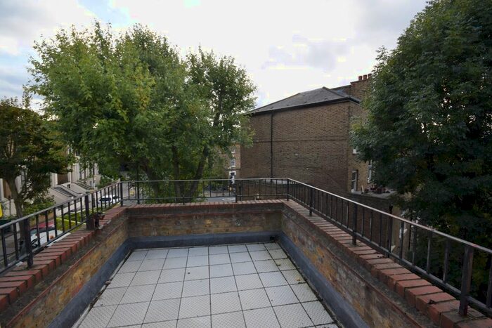 4 Bedroom Flat To Rent In Junction Road, Archway, London, N19