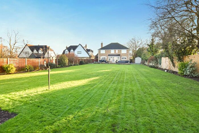 5 Bedroom Detached House For Sale In The Avenue, North Fambridge, CM3