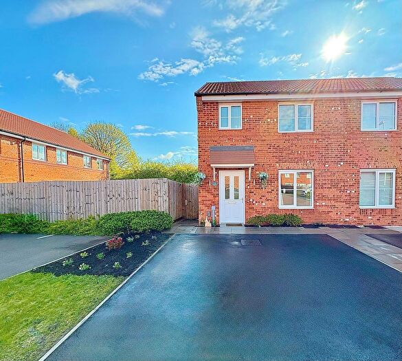 3 Bedroom Semi-Detached House For Sale In Fogg Close, Waddington, LN5