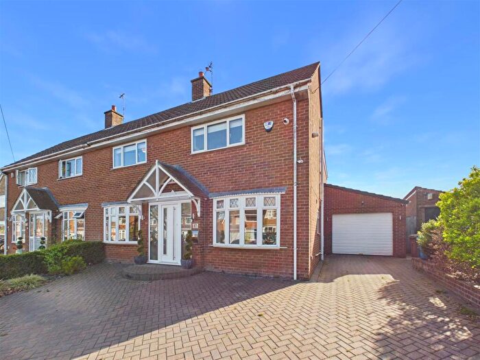 3 Bedroom House For Sale In Kerry Pit Way, Kirk Ella, HU10