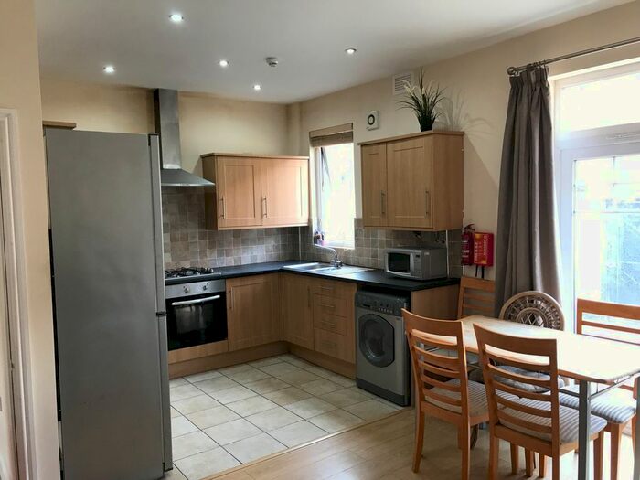 5 Bedroom Terraced House To Rent In Avondale Road, Liverpool, Merseyside, L15