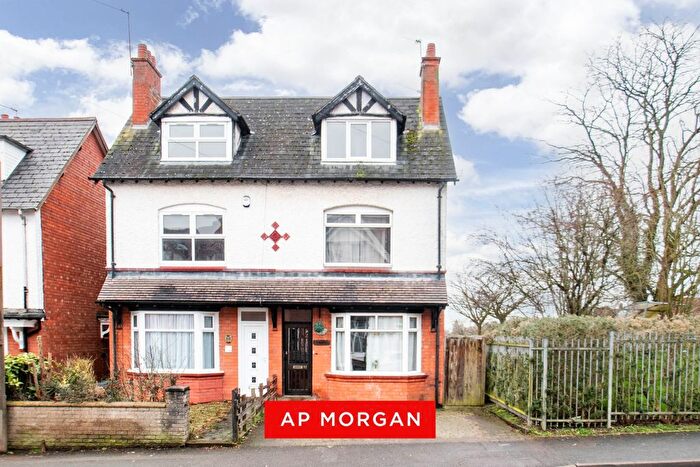 3 Bedroom Semi Detached House For Sale In Easemore Road, Lakeside, Redditch, Worcestershire, B98