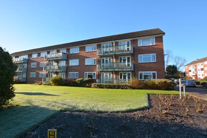 1 Bedroom Apartment To Rent In Dove Park, Hatch End, HA5