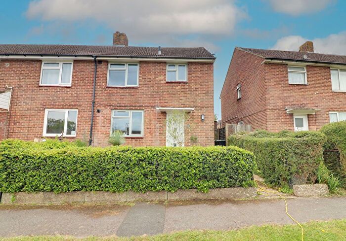 2 Bedroom End Of Terrace House For Sale In Winterslow Drive, Havant, PO9