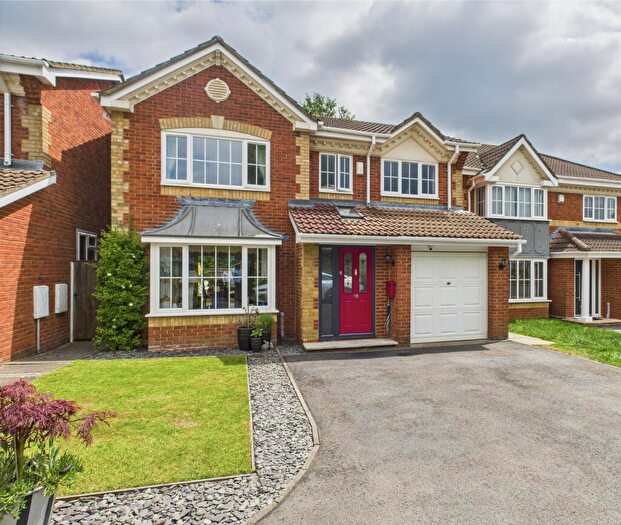 4 Bedroom Detached House For Sale In The Spinney, High Wycombe, HP11