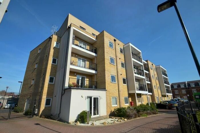 2 Bedroom Flat To Rent In Cochrane House, Truesdales, Ickenham, UB10