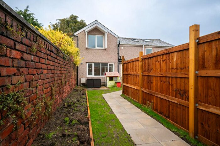 2 Bedroom Detached House For Sale In Wennington Road, Southport, PR9
