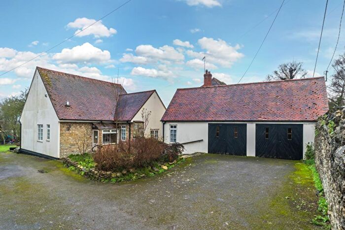 3 Bedroom Detached Bungalow For Sale In Bicester Road, Long Crendon, HP18