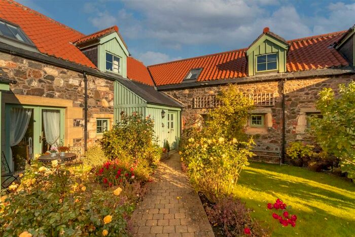 4 Bedroom Terraced House For Sale In Abbey Road, Newburgh, Cupar, KY14