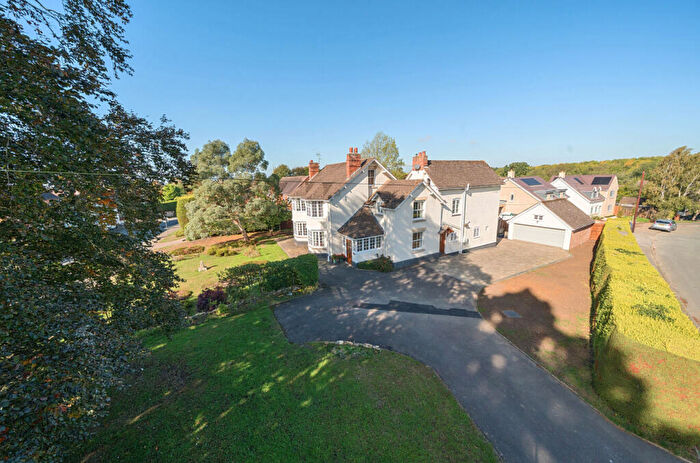 5 Bedroom Detached House For Sale In The Dell, Bredon, Tewkesbury, GL20