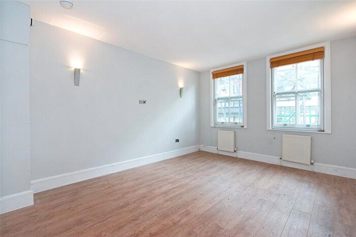 1 Bedroom Terraced House To Rent In Cowcross Street, EC1M