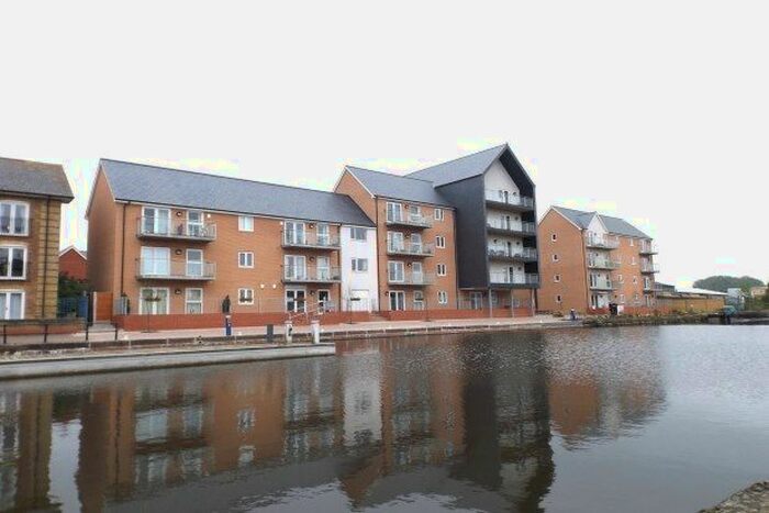 2 Bedroom Flat To Rent In Cressy Quay, Chelmsford, CM2
