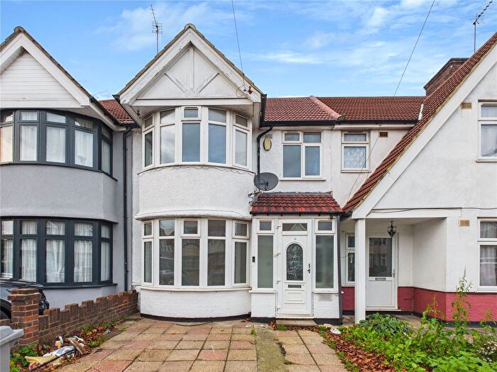 4 Bedroom Terraced House To Rent In Princes Avenue, Kenton, Middlesex, NW9