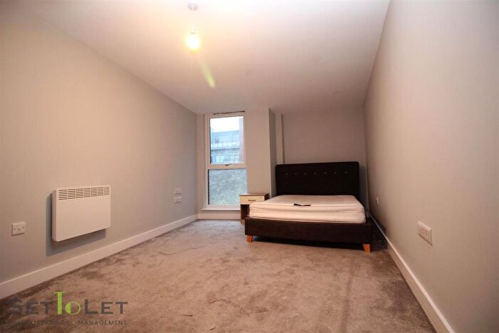 2 Bedroom Apartment To Rent In Agin Court, Charles Street, Leicester, LE1