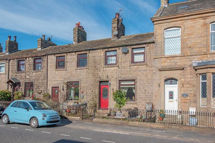 3 Bedroom Cottage For Sale In Lane Ends, Cowling, BD22