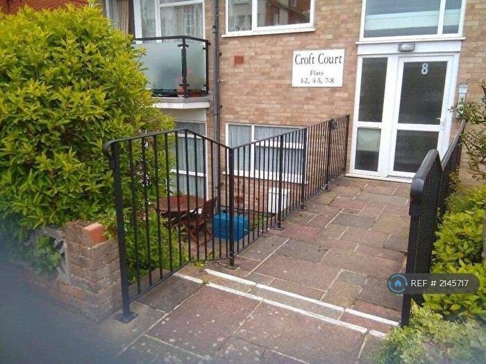 2 Bedroom Flat To Rent In Moatcroft Road, Eastbourne, BN21