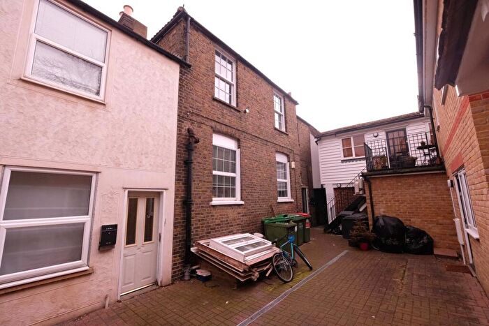 2 Bedroom Maisonette To Rent In Boudicca Mews, Moulsham Street, Chelmsford, CM2