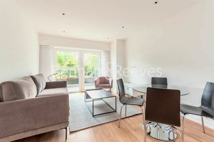 1 Bedroom Flat To Rent In Beaufort Square, Colindale, NW9