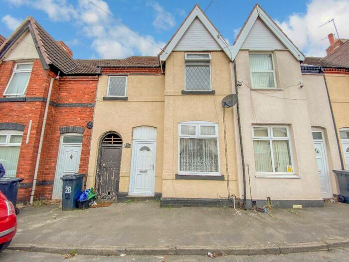 3 Bedroom Terraced House To Rent In Gill Street, Dudley, DY2