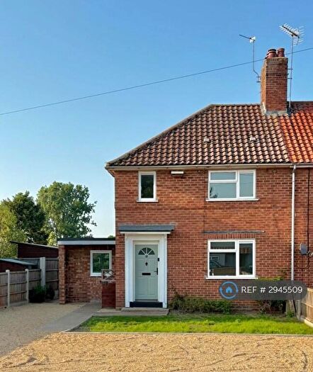 3 Bedroom Semi-Detached House To Rent In Cavenham Road, Bury St Edmunds, IP28