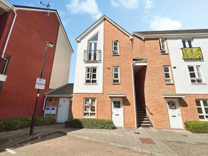 2 Bedroom Flat For Sale In Heathlands Grange, Burton-On-Trent, DE15