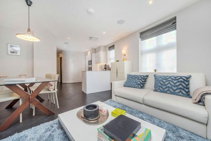 1 Bedroom Flat To Rent In Lansdowne Court, Lansdowne Crescent, London, W11