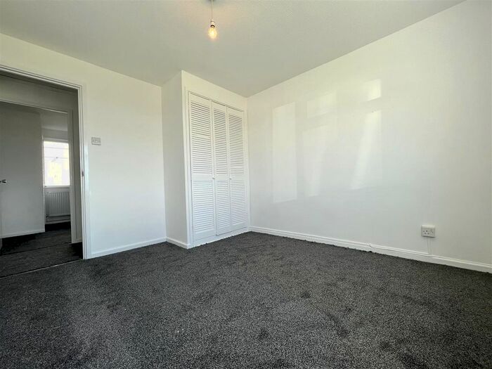 2 Bedroom Flat To Rent In Coastline Court, Watergate Road, Porth, Newquay, Cornwall, TR7