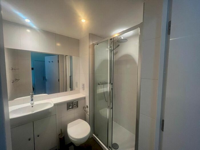 1 Bedroom Flat To Rent In Moorfields, Liverpool, L2