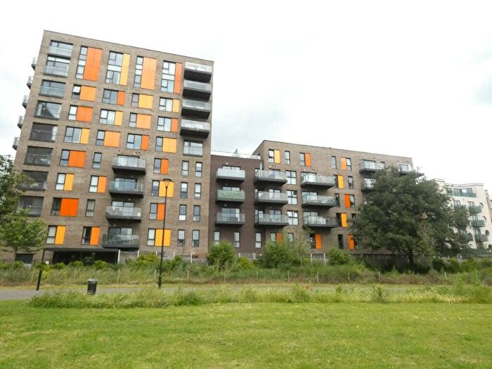 2 Bedroom Flat To Rent In Stainsby Road, London, E14