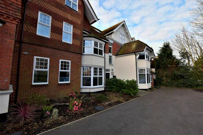 1 Bedroom Flat To Rent In Ancaster Court, Hastings Road, TN40