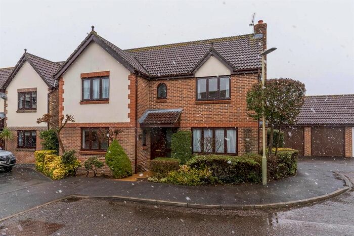 4 Bedroom Detached House To Rent In Larksway, Bishops Park, Bishops Stortford, Herts, CM23