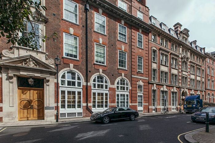 3 Bedroom Flat To Rent In Matthew Parker Street, London, SW1H