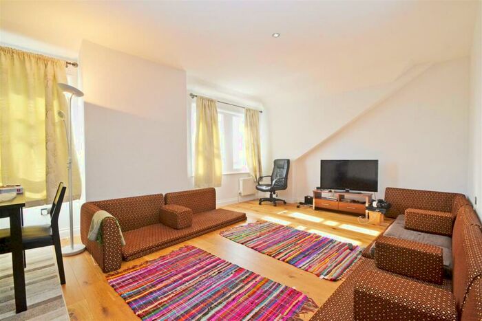 2 Bedroom Flat To Rent In Old Steine, Brighton, BN1