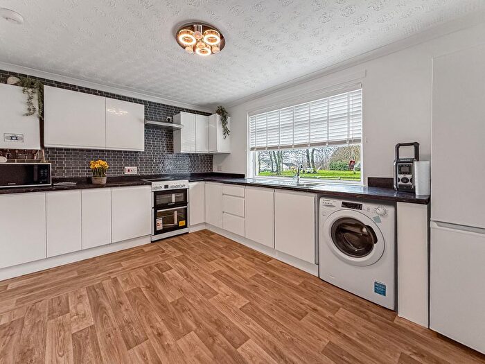2 Bedroom Cottage For Sale In High Street, Newarthill, Motherwell, ML1